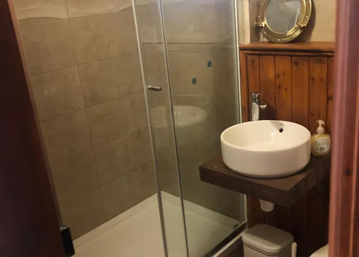 Calypso Historic 펜션 레메소스